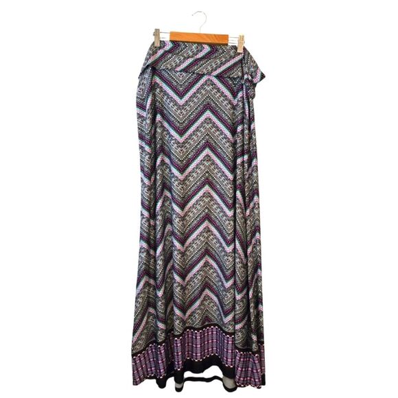 Cato Vintage Skirt Design with a Chevron Patterned Maxi Length Size XL - Picture 1 of 9